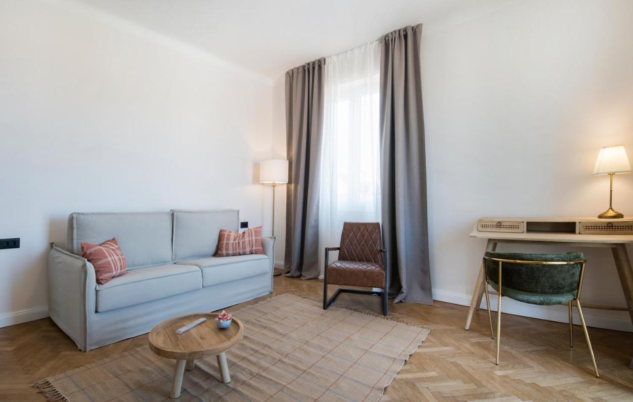 Luxury Apartments Bella - Split Centre W Free Parking Екстер'єр фото